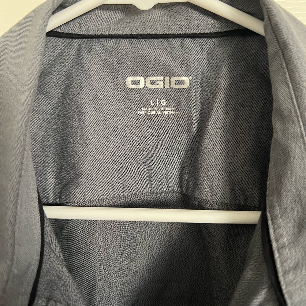 Ogio Mens Button Up - Picture 6 of 9